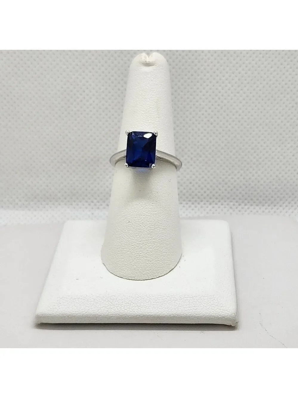Brand New Sterling Silver 925 Blue Rectangle Gemstone Ring